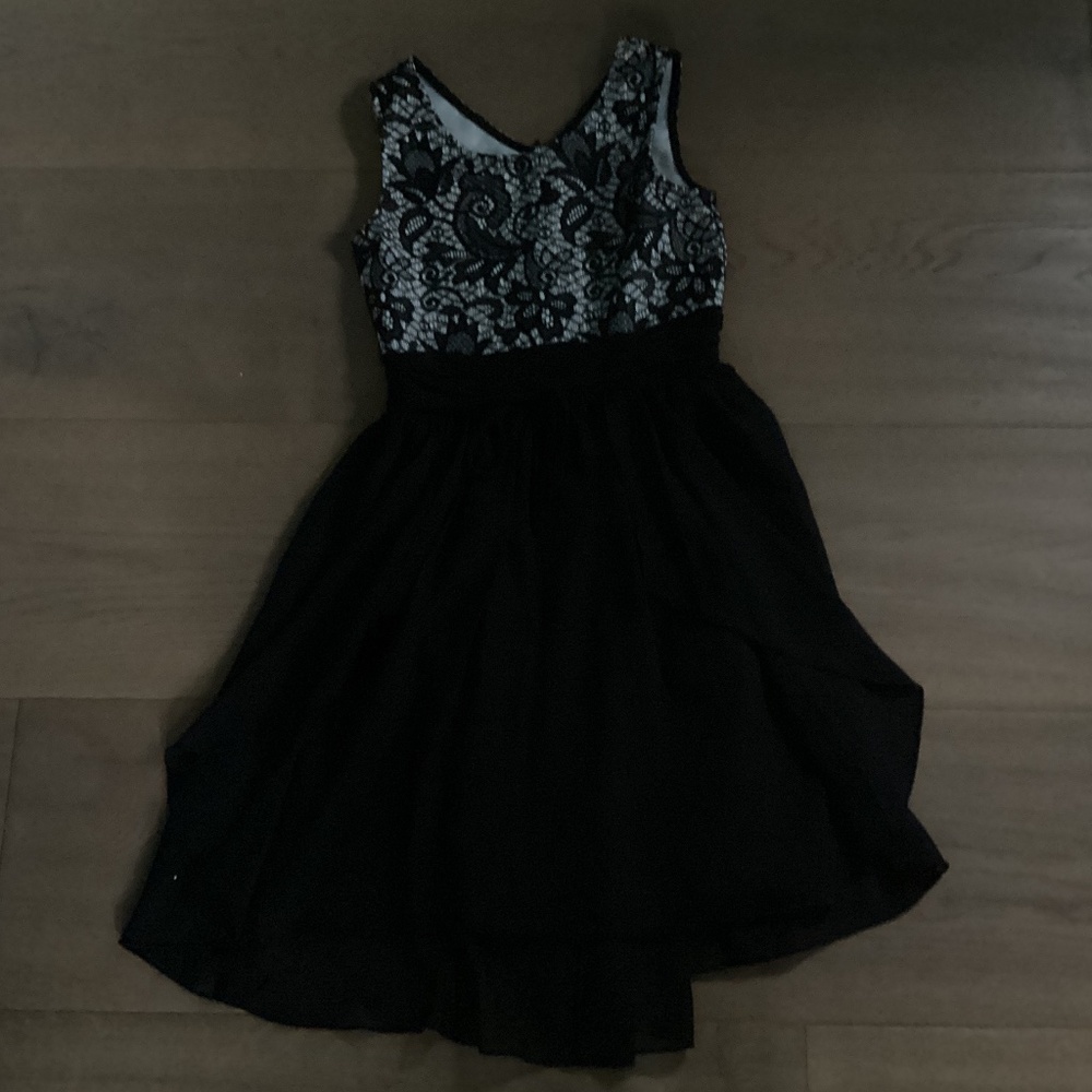 Black & white girls dress